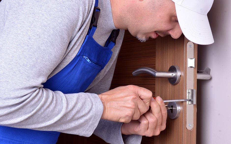 changer une serrure de porte Vanves